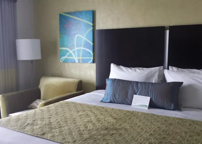 Best Western Plus Laguardia Airport Hotel New York City